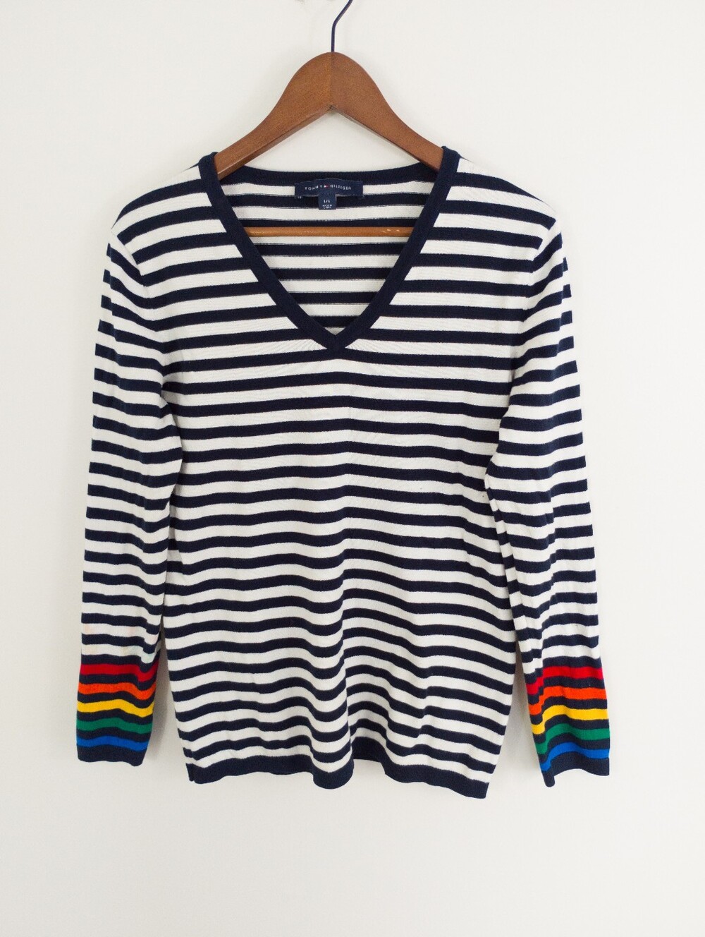 Tommy Hilfiger Striped V-Neck Knit Sweater Rainbow Cuffs Large